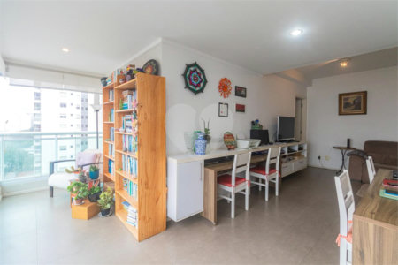 Apartamento à venda com 2 quartos, sendo 1 suíte, em Alto da Boa Vista, São Paulo, SP