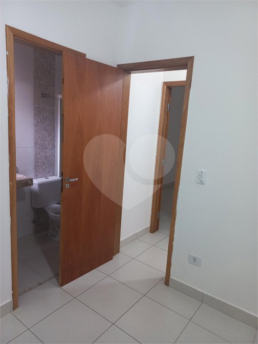Casa à venda com 2 suítes no condomínio martinha, São Paulo - SP