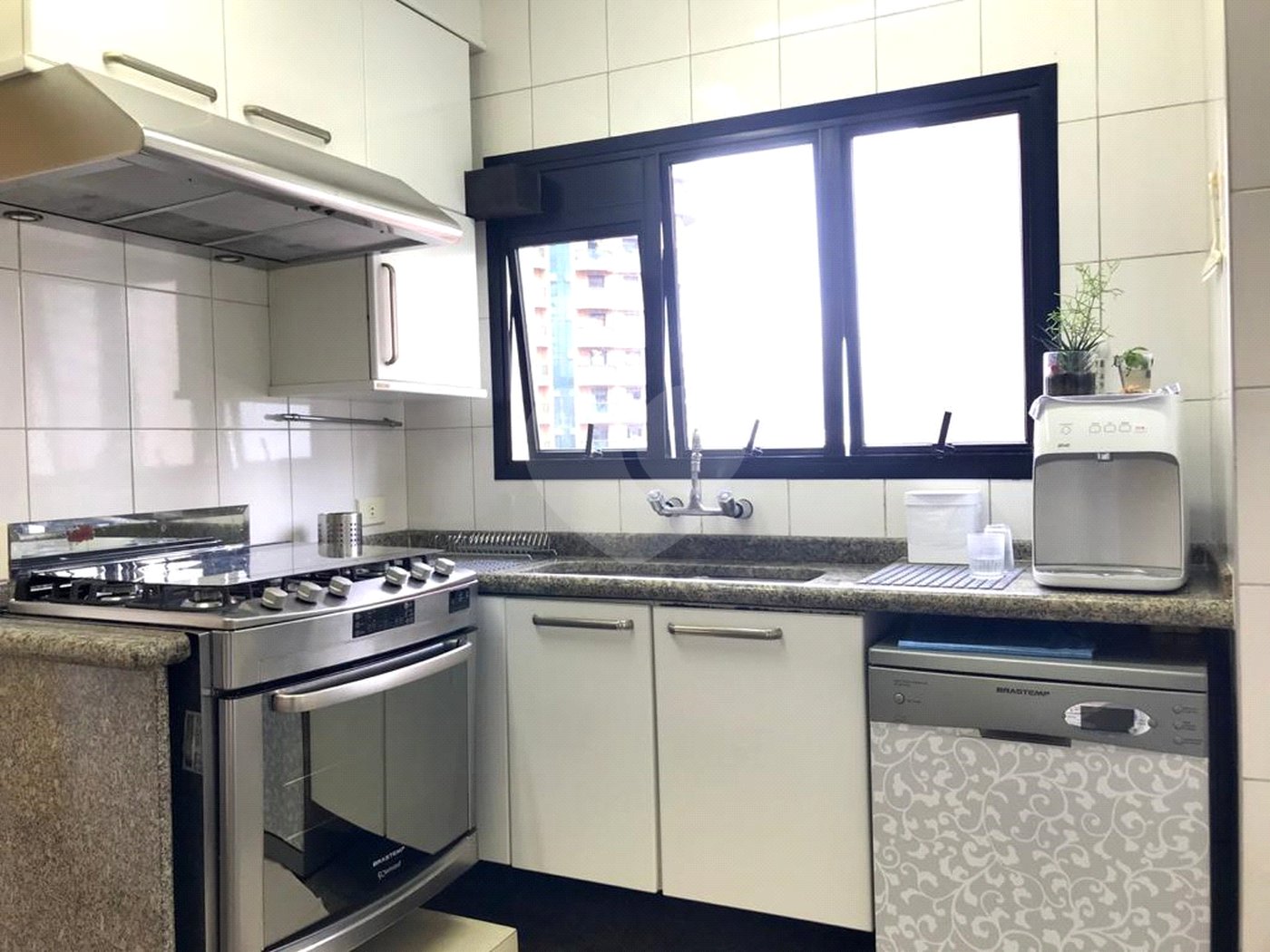 Apartamento à venda com 3 suítes em Vila Mariana, São Paulo, SP