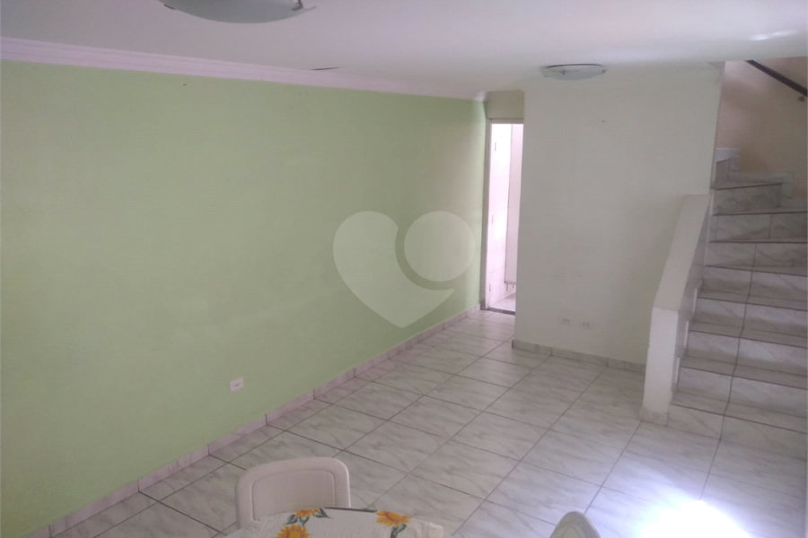 Sobrado à venda com 3 quartos, sendo 1 suíte, em Cupecê, São Paulo, SP