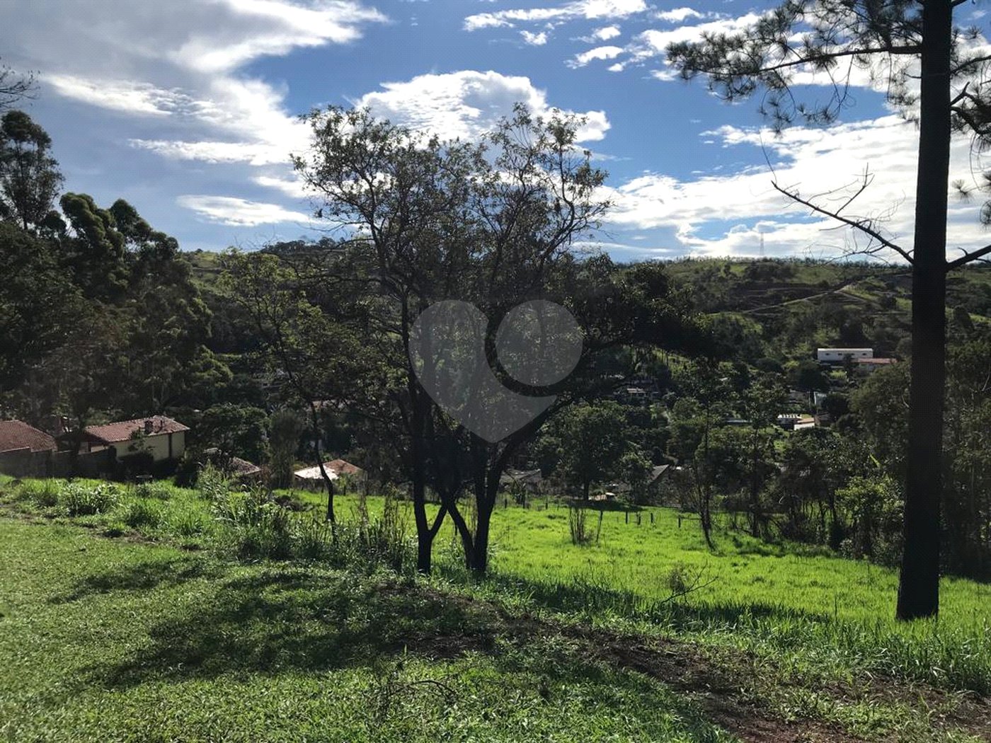 Terreno à venda em Jardim Estância Brasil, Atibaia, SP