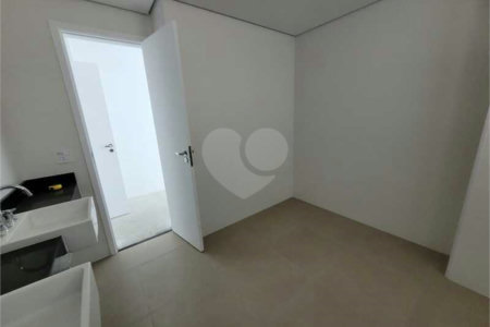 Apartamento à venda com 3 suítes em Água Branca, São Paulo, SP