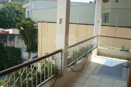 Casa à venda com 4 suítes em Jardim Franca, São Paulo, SP