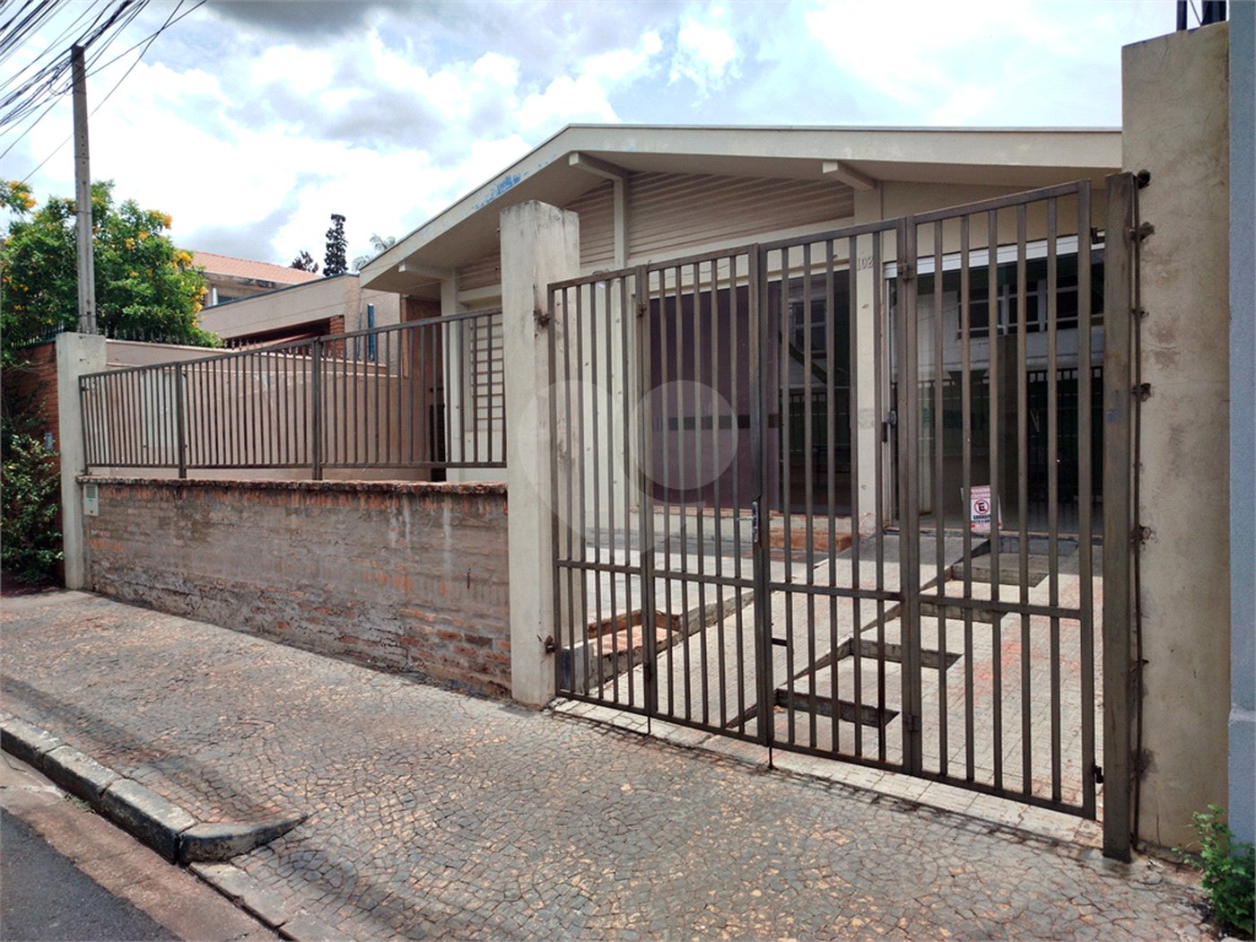 Casa à venda com 3 quartos, sendo 1 suíte,  em Jardim Sumaré, Ribeirão Preto, SP