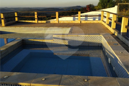 Chácara à venda com 3 quartos, sendo 1 suíte,  em Botujuru, Mogi das Cruzes, SP