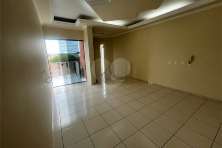 Casa à venda com 3 quartos, sendo 1 suíte, em Jardim Itália, Itapetininga, SP