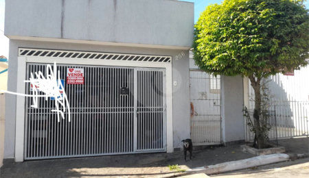 Sobrado à venda com 3 quartos, sendo 1 suíte,  em Vila Romero, São Paulo, SP