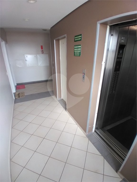 Apartamento com 3 dormitórios sendo 1 suíte.