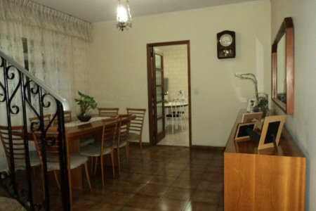 Casa à venda com 3 quartos, sendo 1 suíte, em Jardim Cláudia, São Paulo, SP