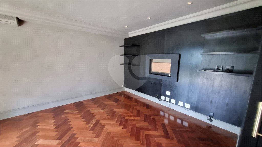 Apartamento para alugar com 6 quartos, sendo 4 suítes,  em Panamby, São Paulo, SP
