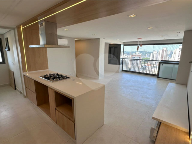 Apartamento à venda com 3 quartos, sendo 1 suíte,  em Jabaquara, São Paulo, SP