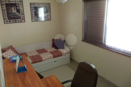 Casa à venda com 3 quartos, sendo 1 suíte,  em Vila Mascote, São Paulo, SP