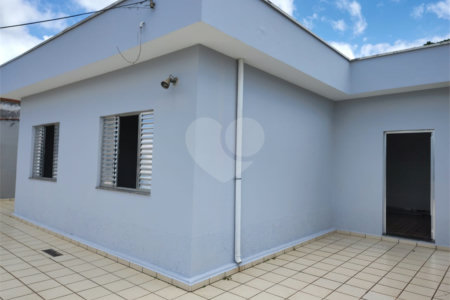 Casa à venda com 3 quartos, sendo 1 suíte,  em Jardim Cintia, Mogi das Cruzes, SP