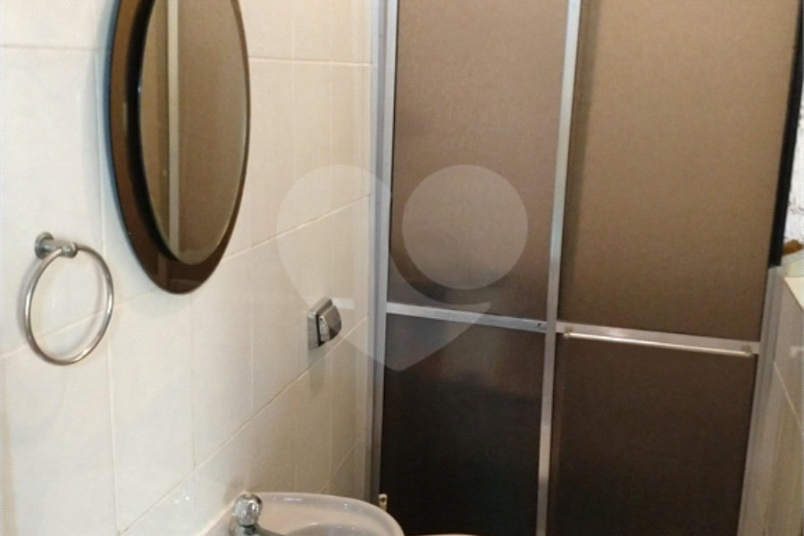 Sobrado à venda com 3 quartos, sendo 1 suíte, em Conjunto Residencial Vista Verde, São Paulo, SP