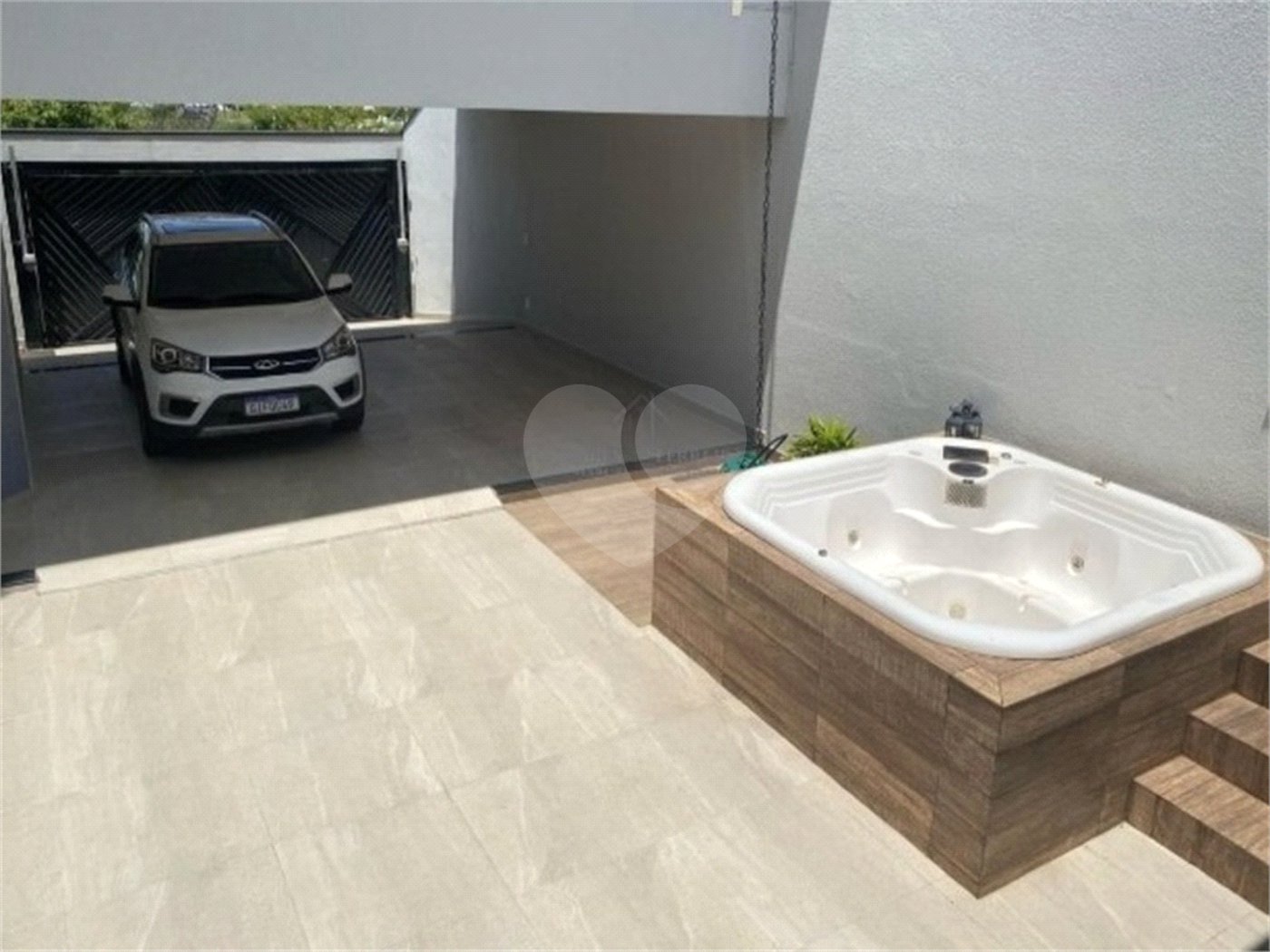 Casa à venda com 4 quartos, sendo 1 suíte, em Jardim Esplanada, Indaiatuba, SP