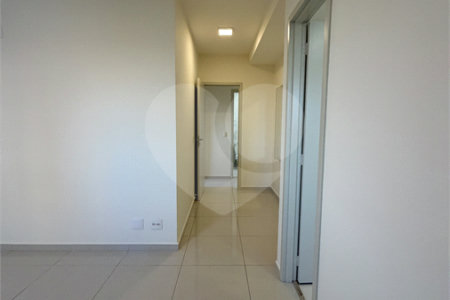 Apartamento para alugar com 2 quartos, sendo 1 suíte,  em Vila Suissa, Mogi das Cruzes, SP