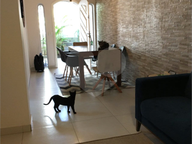 Sobrado à venda com 3 quartos, sendo 1 suíte,  em Lapa, São Paulo, SP
