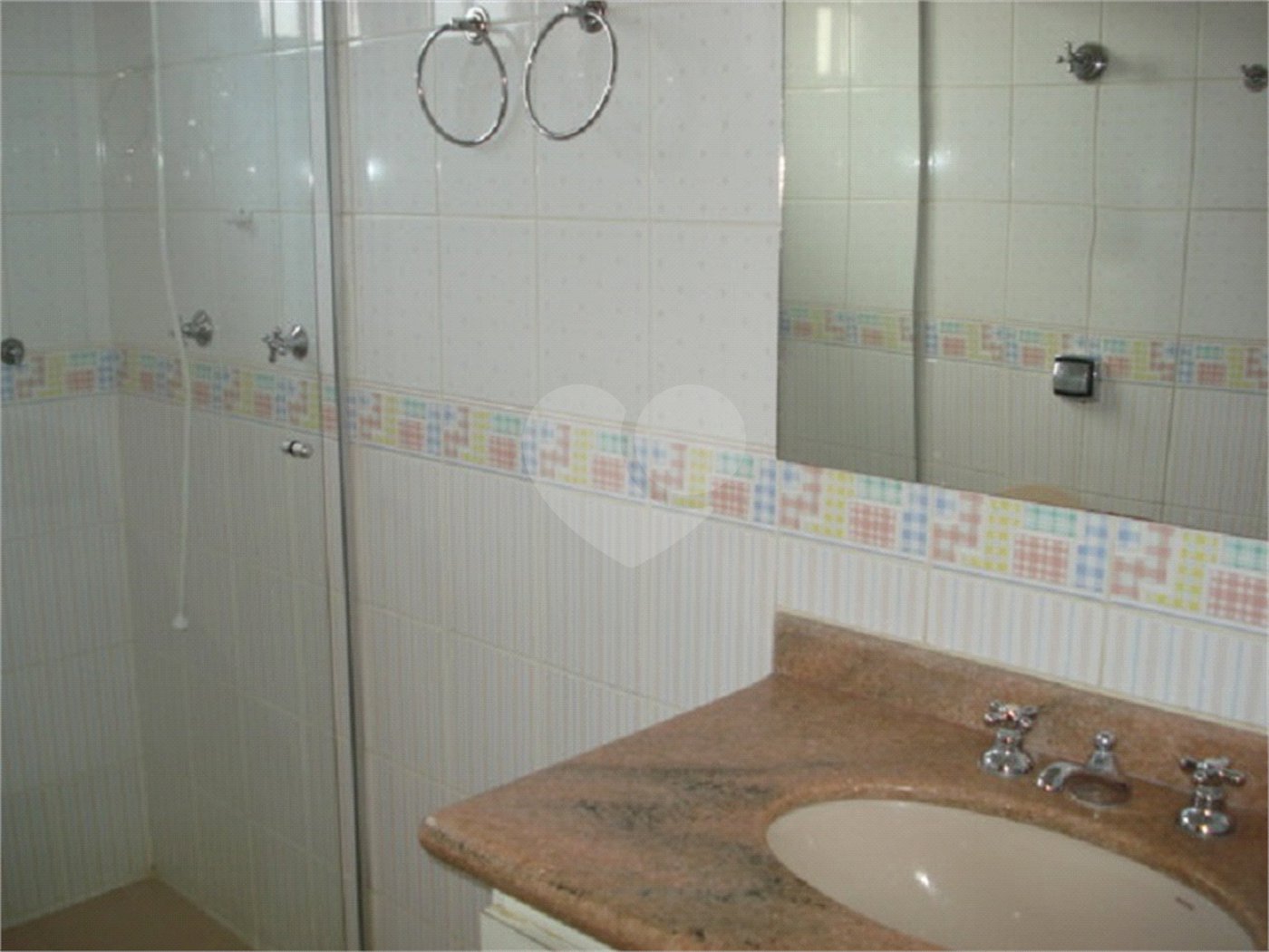 Sobrado para alugar com 5 quartos, sendo 2 suítes,  em Vila Suíça, Indaiatuba, SP