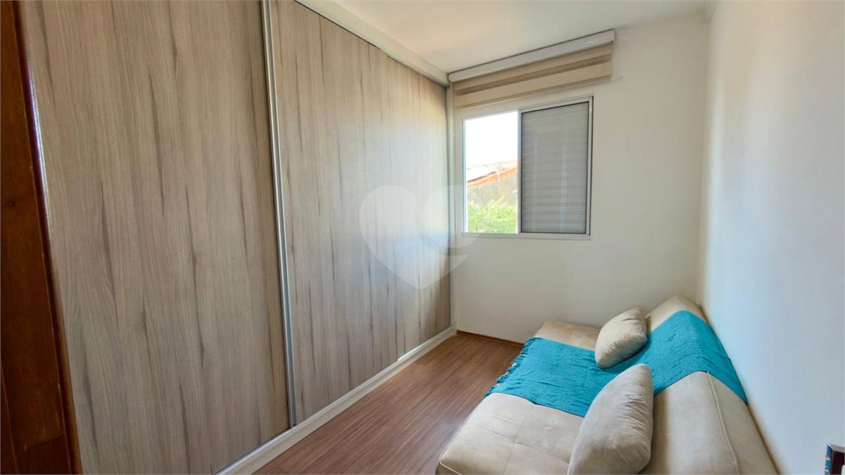 Casa à venda com 3 quartos, sendo 1 suíte, no condomínio Residencial Village Salermo, Sorocaba - SP