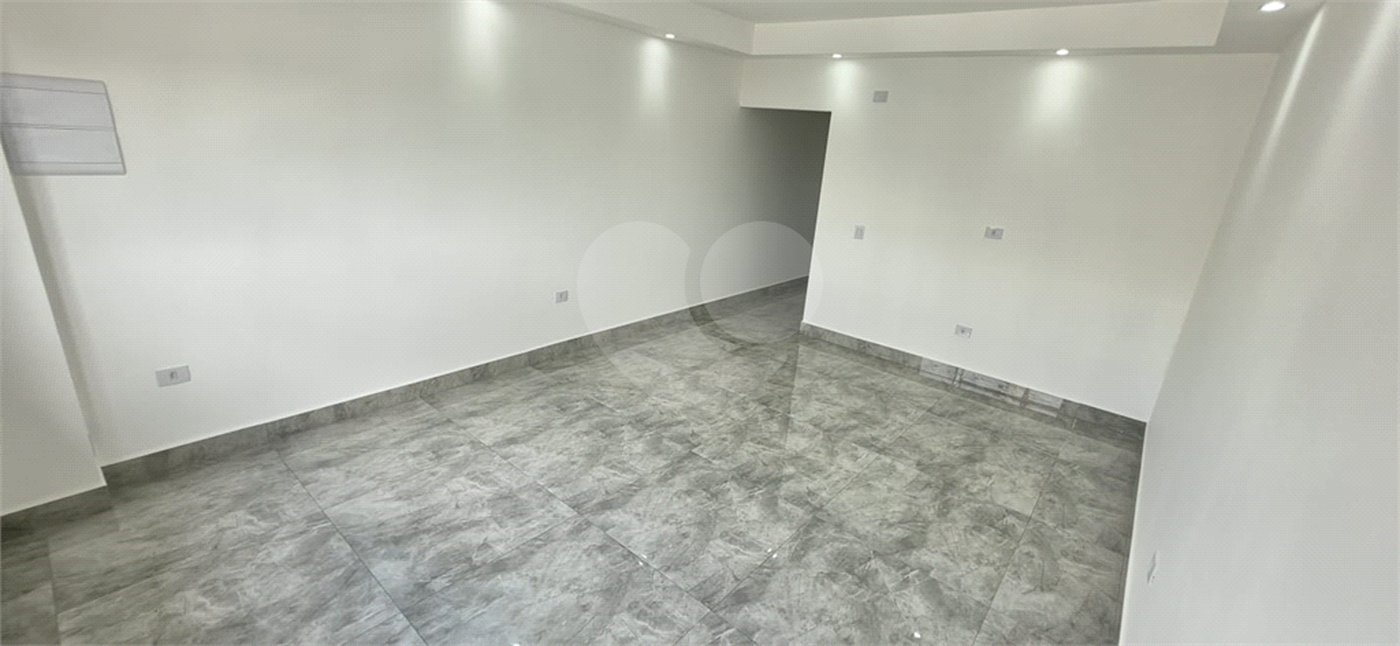 Sobrado à venda com 3 quartos, sendo 1 suíte, em Vila Bonilha, São Paulo, SP