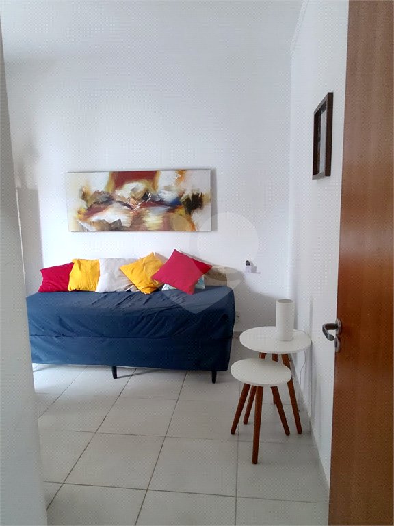 Casa à venda com 3 quartos, sendo 1 suíte, no condomínio Campos do Conde I, Paulínia - SP
