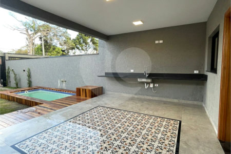 Casa à venda com 3 suítes em Jardim Ipê, Atibaia, SP