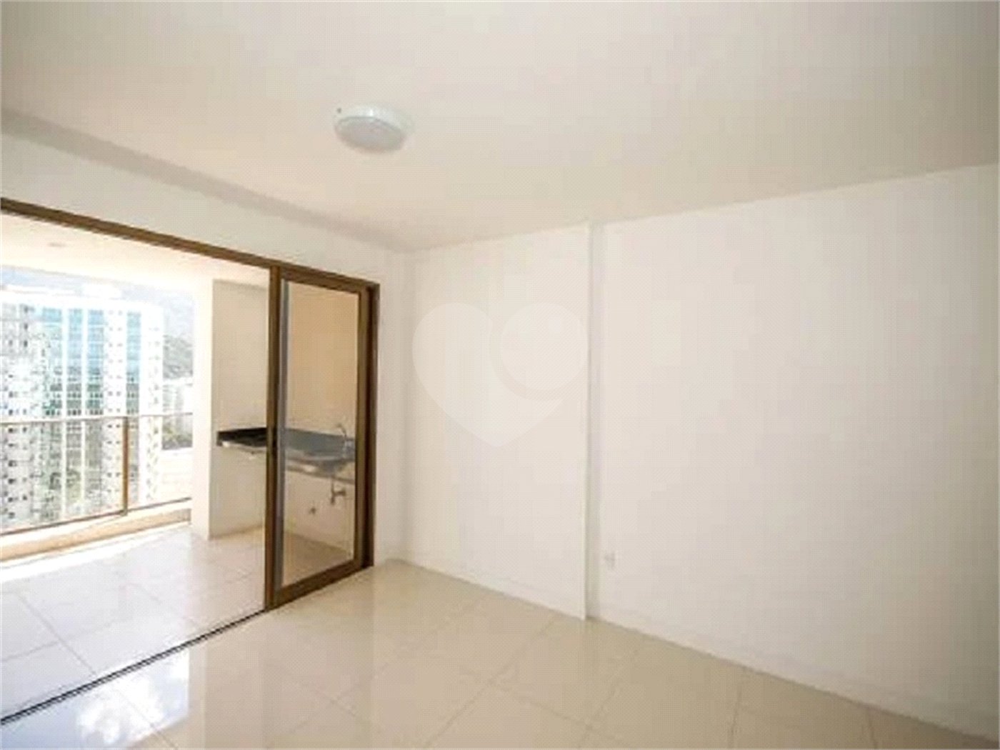 Apartamento à venda com 3 suítes em Camorim, Rio de Janeiro, RJ