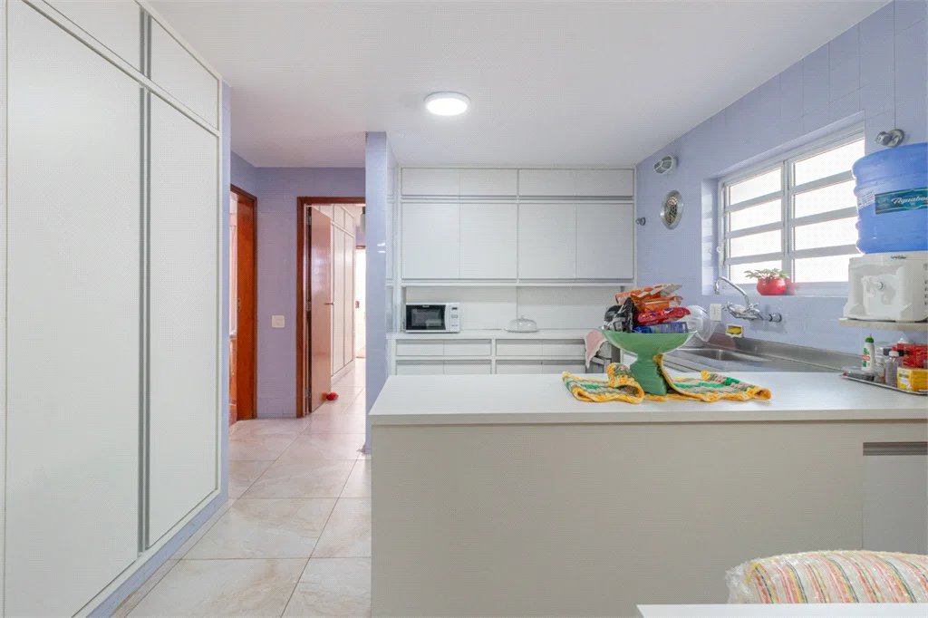 Casa Térrea à venda com 4 quartos, sendo 2 suítes, em Alto de Pinheiros, São Paulo, SP