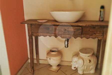 Chácara à venda com 8 quartos, sendo 5 suítes, em Chácara Belvedere, Indaiatuba, SP