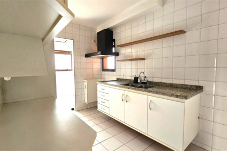 Apartamento para alugar com 3 quartos, sendo 1 suíte, em Alto da Boa Vista, São Paulo, SP