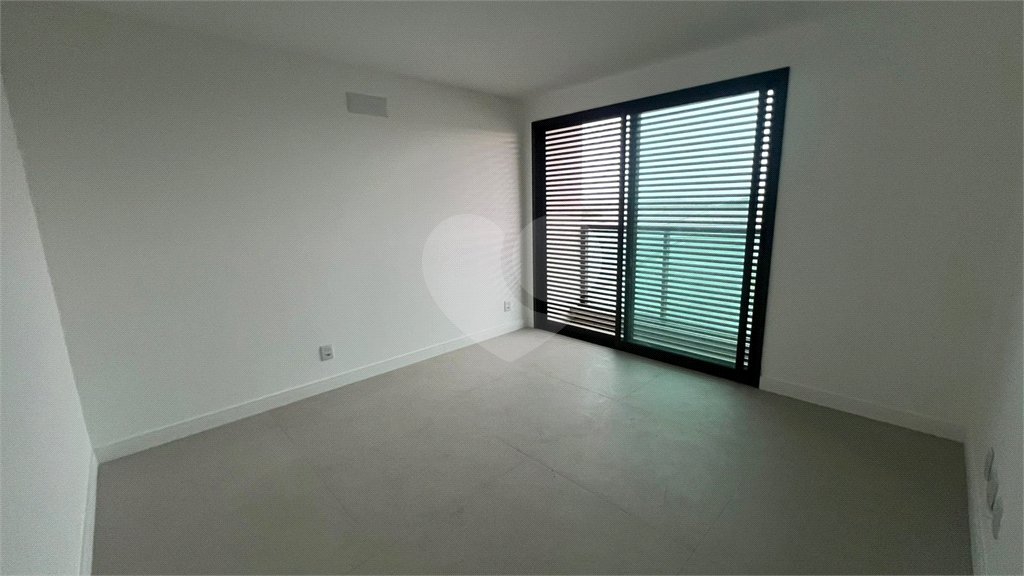 Apartamento à venda com 2 quartos, sendo 1 suíte, em Nova São Pedro, São Pedro da Aldeia, RJ