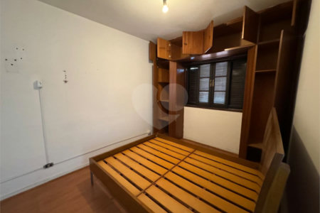 Casa Térrea à venda com 3 quartos, sendo 1 suíte,  em Vila Madalena, São Paulo, SP