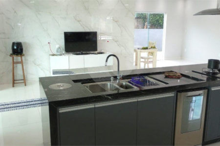 Casa à venda com 3 suítes em Caixa D´água, Vinhedo, SP