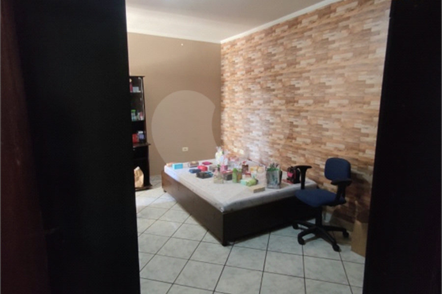 Sobrado à venda com 3 quartos em Tremembé, São Paulo, SP