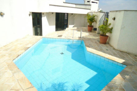 Cobertura duplex com churrasqueira e piscina