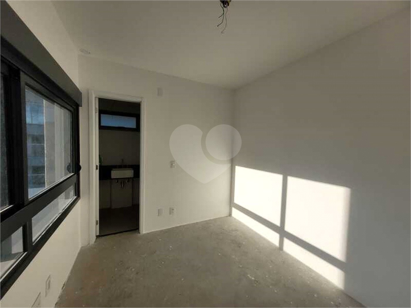 Apartamento à venda com 3 suítes em Água Branca, São Paulo, SP
