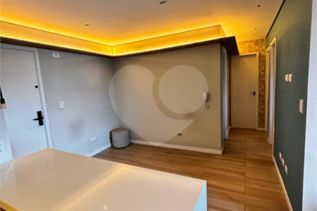 Apartamento à venda com 3 quartos, sendo 1 suíte,  em Jardim Oswaldo Cruz, São José dos Campos, SP