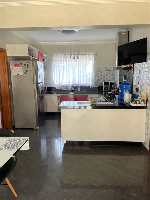 Casa à venda com 4 suítes no condomínio Aruã Lagos, Mogi das Cruzes - SP
