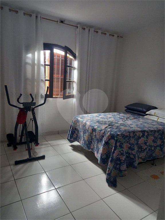 Casa Térrea à venda com 3 quartos, sendo 1 suíte, em Parada Inglesa, São Paulo, SP