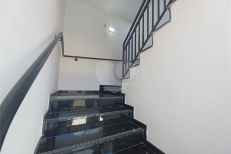 Apartamento à venda com 1 quarto em Vila Nivi, São Paulo, SP