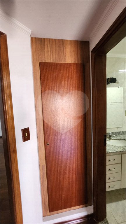 Apartamento à venda com 2 quartos no Centro, Araraquara, SP