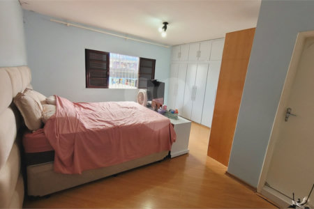 Casa à venda com 4 quartos, sendo 1 suíte, em Vila Matilde, São Paulo, SP