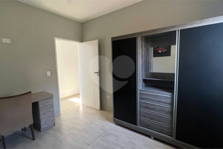 Sobrado à venda com 3 quartos, sendo 1 suíte, em Jardim Paulista, Atibaia, SP