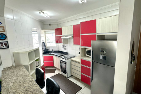 Apartamento à venda com 3 quartos, sendo 1 suíte,  em Baeta Neves, São Bernardo do Campo, SP