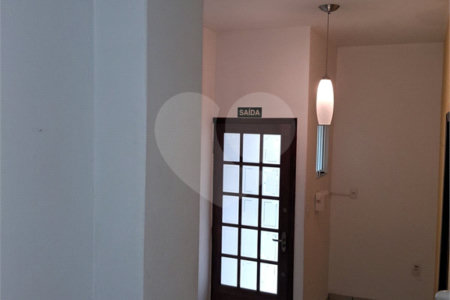 Casa à venda com 3 quartos em Anhangabaú, Jundiaí, SP