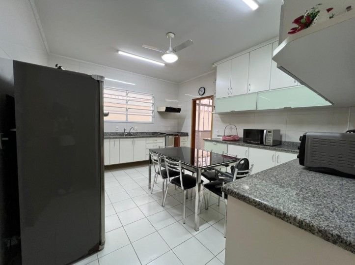 Casa com 3 dormitórios à venda, 161 m² por R$ 1.420.000,00 - Embaré - Santos/SP