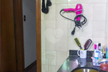 Sobrado à venda com 4 quartos, sendo 1 suíte, em Vila Jaguara, São Paulo, SP