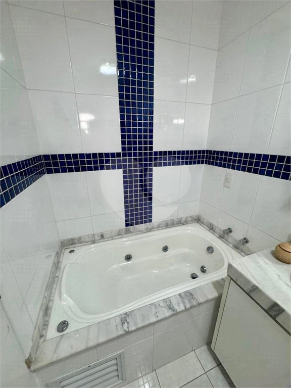 Sobrado à venda com 4 suítes em Vila Guilherme, São Paulo, SP