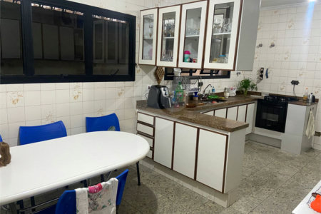Casa à venda com 4 quartos, sendo 1 suíte, em Jardim Rincão, Arujá, SP