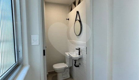 Apartamento à venda com 3 quartos, sendo 1 suíte,  em Pinheiros, São Paulo, SP
